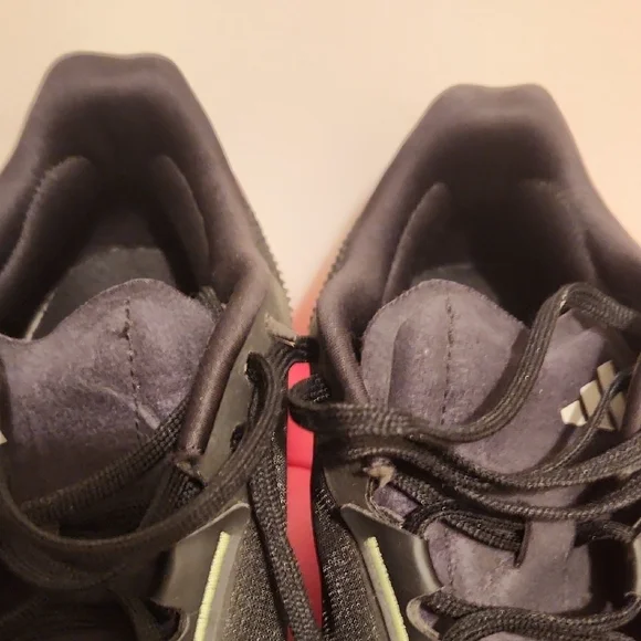 🔥Mens EUC Adidas Duramo Black and White Athletic Sneakers - Picture 2 of 3